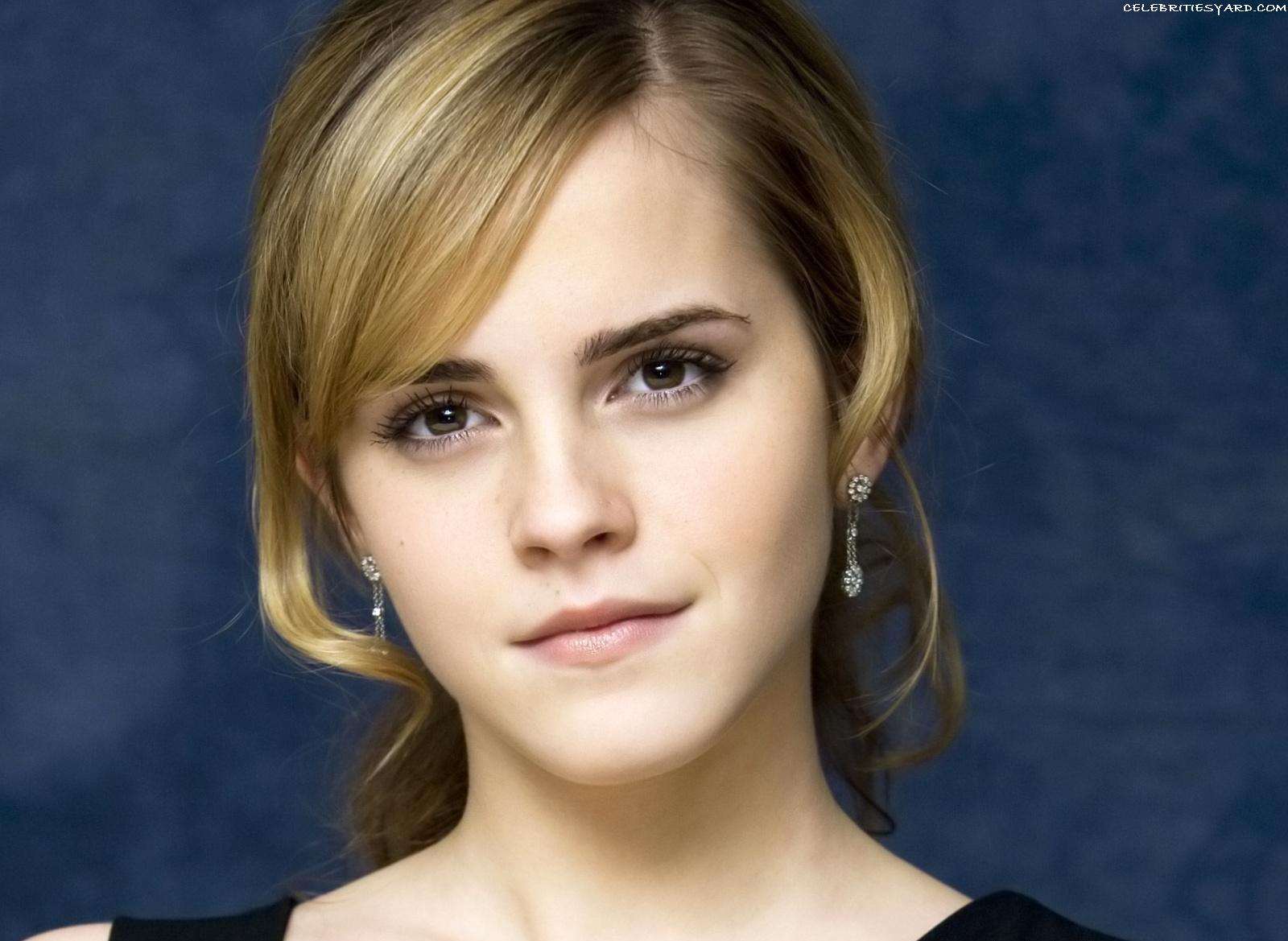 Emma Watson - Wallpaper Gallery